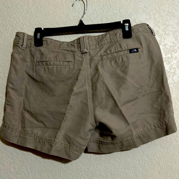 The North Face khaki shorts - Picture 2 of 2